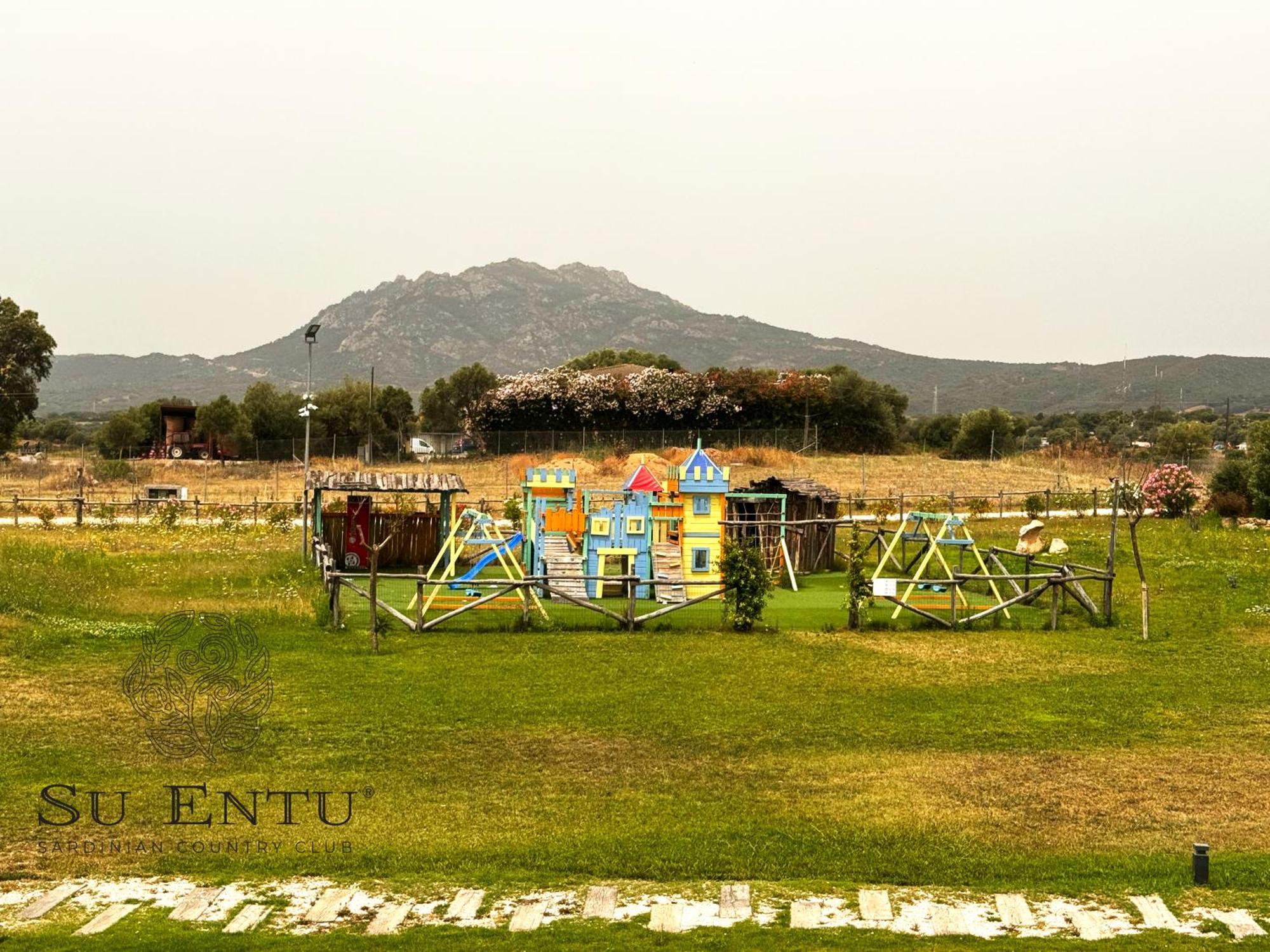 Su Entu Sardinian Country Club Hotell Olbia Eksteriør bilde
